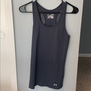 Women’s Under Armour fitted tank. Medium.